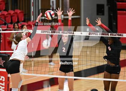 Thumbnail 3 in Marcus @ Coppell photogallery.