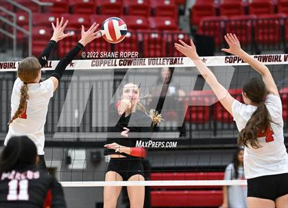 Thumbnail 3 in Marcus @ Coppell photogallery.