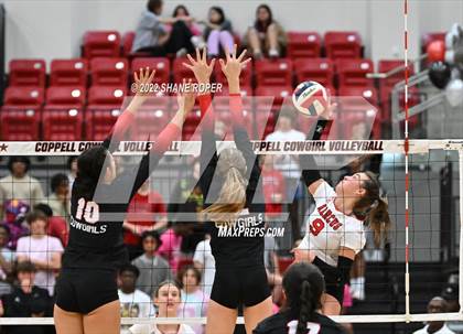 Thumbnail 2 in Marcus @ Coppell photogallery.