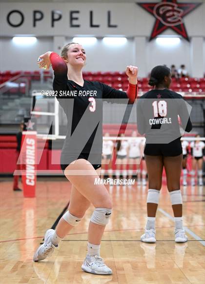 Thumbnail 2 in Marcus @ Coppell photogallery.