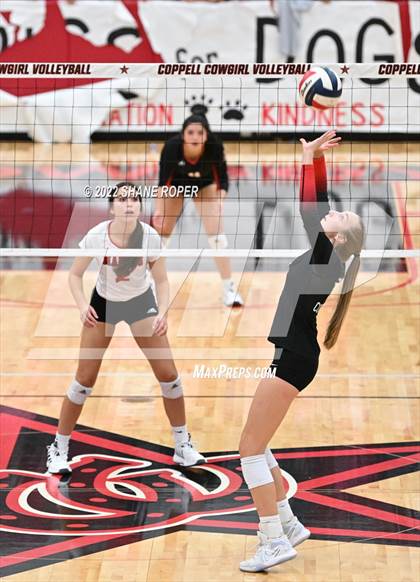 Thumbnail 2 in Marcus @ Coppell photogallery.