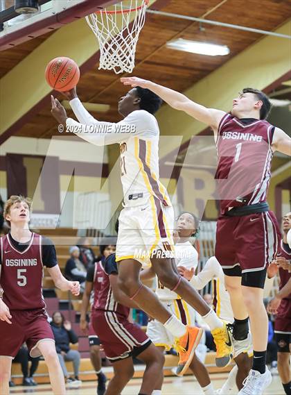 Thumbnail 3 in Mount Vernon vs Ossining (Arlington Maroon Invitational) photogallery.