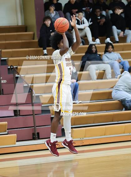 Thumbnail 2 in Mount Vernon vs Ossining (Arlington Maroon Invitational) photogallery.