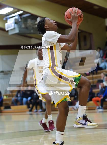 Thumbnail 3 in Mount Vernon vs Ossining (Arlington Maroon Invitational) photogallery.