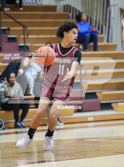 Thumbnail 1 in Mount Vernon vs Ossining (Arlington Maroon Invitational) photogallery.