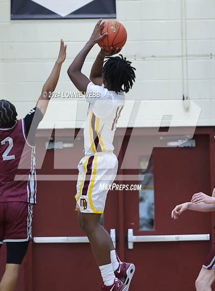 Thumbnail 1 in Mount Vernon vs Ossining (Arlington Maroon Invitational) photogallery.