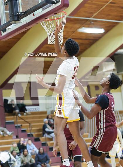 Thumbnail 2 in Mount Vernon vs Ossining (Arlington Maroon Invitational) photogallery.