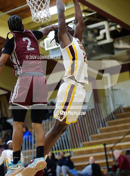 Thumbnail 1 in Mount Vernon vs Ossining (Arlington Maroon Invitational) photogallery.