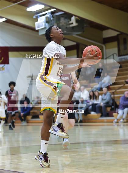 Thumbnail 1 in Mount Vernon vs Ossining (Arlington Maroon Invitational) photogallery.