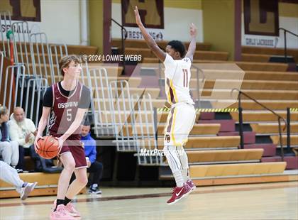 Thumbnail 2 in Mount Vernon vs Ossining (Arlington Maroon Invitational) photogallery.