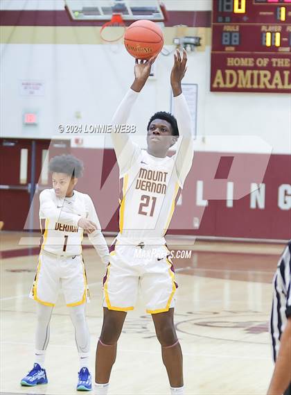 Thumbnail 3 in Mount Vernon vs Ossining (Arlington Maroon Invitational) photogallery.