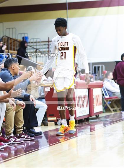Thumbnail 3 in Mount Vernon vs Ossining (Arlington Maroon Invitational) photogallery.