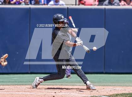 Thumbnail 3 in Lemoore vs. Madera South (CIF D4 Central Section Championships) photogallery.