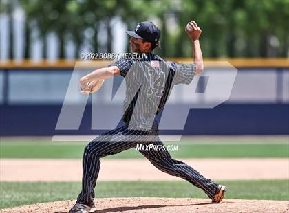 Thumbnail 2 in Lemoore vs. Madera South (CIF D4 Central Section Championships) photogallery.