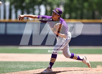 Thumbnail 1 in Lemoore vs. Madera South (CIF D4 Central Section Championships) photogallery.