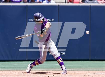 Thumbnail 2 in Lemoore vs. Madera South (CIF D4 Central Section Championships) photogallery.