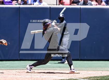 Thumbnail 1 in Lemoore vs. Madera South (CIF D4 Central Section Championships) photogallery.