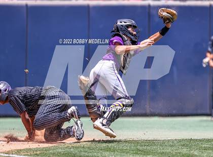 Thumbnail 1 in Lemoore vs. Madera South (CIF D4 Central Section Championships) photogallery.