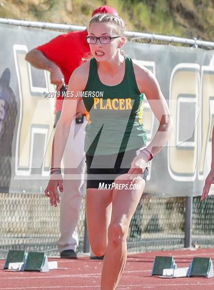 Thumbnail 1 in FVL Championships  (100, 200, 400, 800 Meter) photogallery.