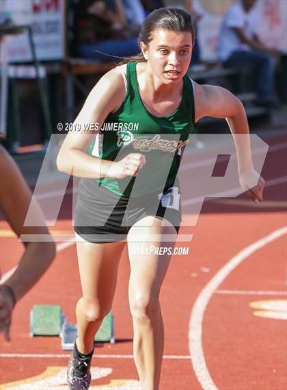 Thumbnail 3 in FVL Championships  (100, 200, 400, 800 Meter) photogallery.