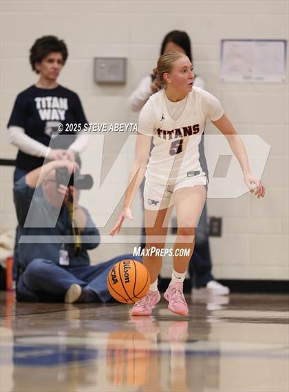 Thumbnail 1 in Regis Jesuit @ Legend (CHSAA 6A Sweet 16) photogallery.