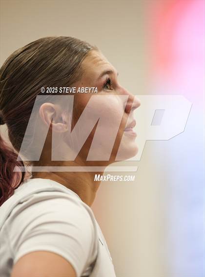 Thumbnail 2 in Regis Jesuit @ Legend (CHSAA 6A Sweet 16) photogallery.