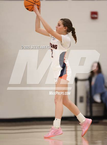 Thumbnail 3 in Regis Jesuit @ Legend (CHSAA 6A Sweet 16) photogallery.