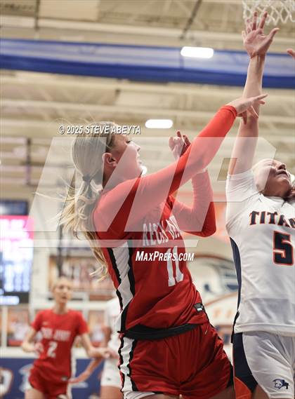 Thumbnail 3 in Regis Jesuit @ Legend (CHSAA 6A Sweet 16) photogallery.