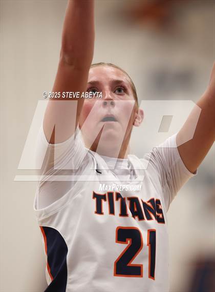 Thumbnail 1 in Regis Jesuit @ Legend (CHSAA 6A Sweet 16) photogallery.