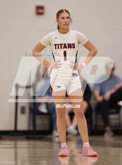 Thumbnail 1 in Regis Jesuit @ Legend (CHSAA 6A Sweet 16) photogallery.