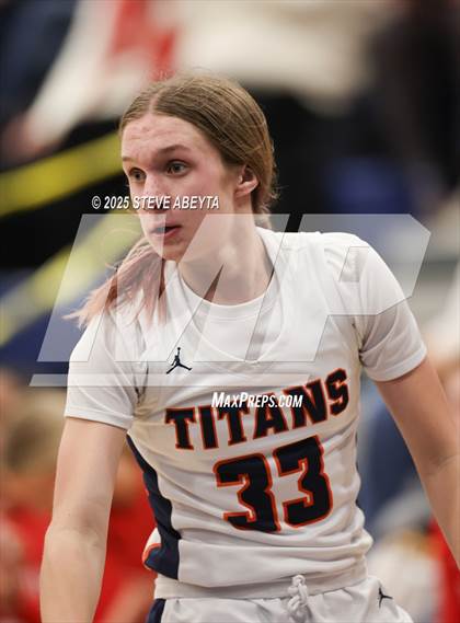 Thumbnail 2 in Regis Jesuit @ Legend (CHSAA 6A Sweet 16) photogallery.