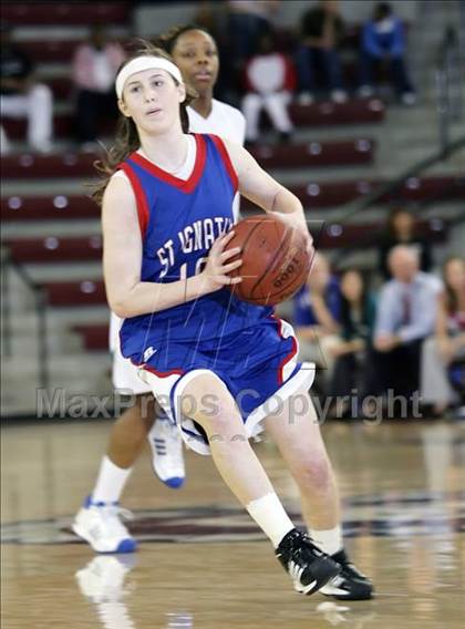 Thumbnail 1 in St. Ignatius vs. Sacred Heart Cathedral (CIF CCS D3 Final) photogallery.