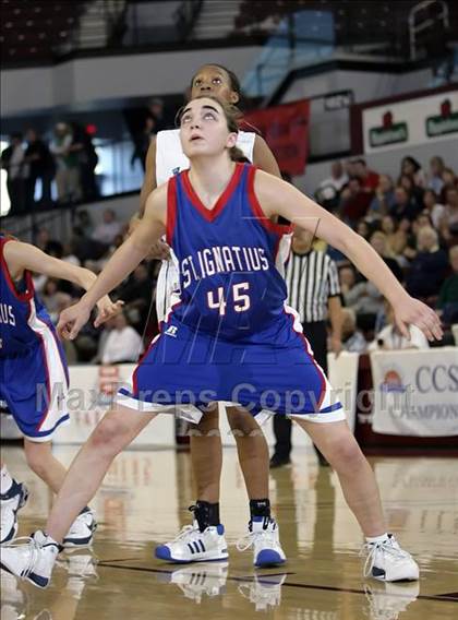 Thumbnail 3 in St. Ignatius vs. Sacred Heart Cathedral (CIF CCS D3 Final) photogallery.