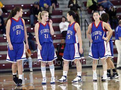 Thumbnail 2 in St. Ignatius vs. Sacred Heart Cathedral (CIF CCS D3 Final) photogallery.