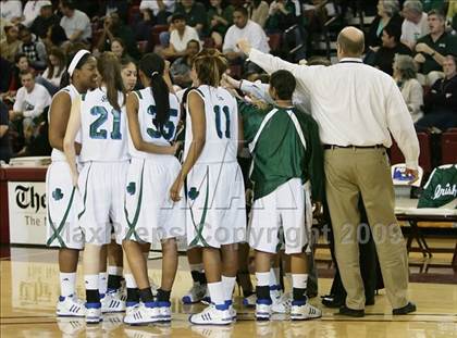 Thumbnail 2 in St. Ignatius vs. Sacred Heart Cathedral (CIF CCS D3 Final) photogallery.