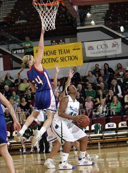 Thumbnail 2 in St. Ignatius vs. Sacred Heart Cathedral (CIF CCS D3 Final) photogallery.