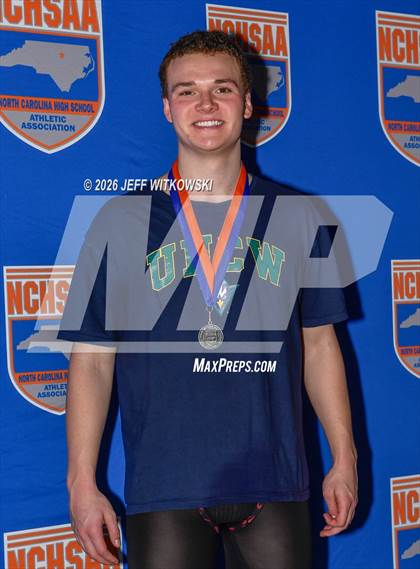 Thumbnail 3 in NCHSAA 8A Final Awards photogallery.