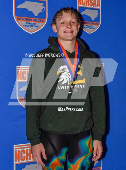 Thumbnail 2 in NCHSAA 8A Final Awards photogallery.