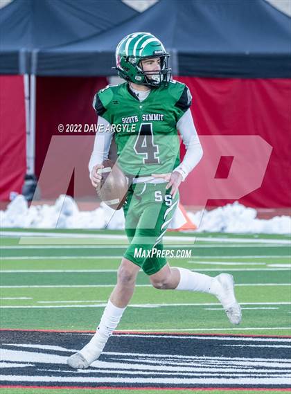 Thumbnail 1 in South Summit vs. Beaver (UHSAA 2A Semifinal) photogallery.