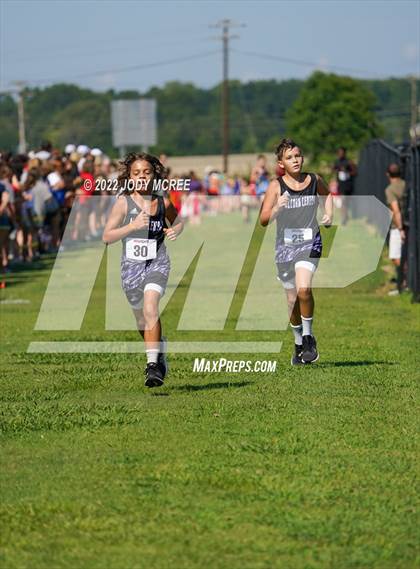 Thumbnail 2 in New Albany Cross Country Classic 2022 photogallery.