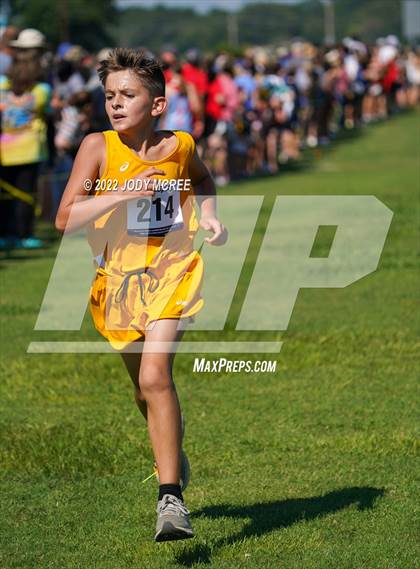 Thumbnail 3 in New Albany Cross Country Classic 2022 photogallery.