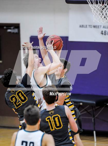 Thumbnail 3 in Saguaro vs. Highland (Mesa Fear the Hop Tournament)  photogallery.