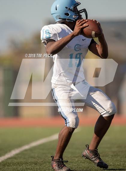 Thumbnail 1 in Carson @ Los Alamitos photogallery.