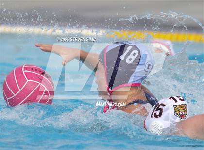 Thumbnail 3 in Elsinore vs. Granite Hills (Black Mountain Winter Classic) photogallery.