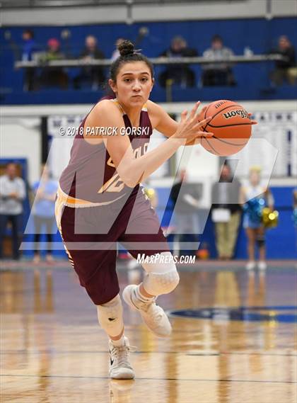 Thumbnail 3 in Maine West vs. Loyola Academy (IHSA 4A Sectional Final) photogallery.