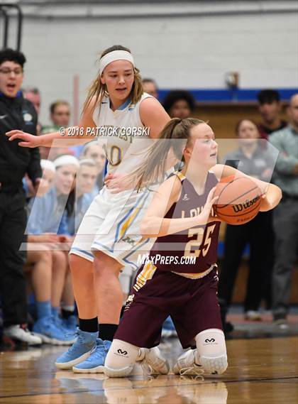 Thumbnail 2 in Maine West vs. Loyola Academy (IHSA 4A Sectional Final) photogallery.