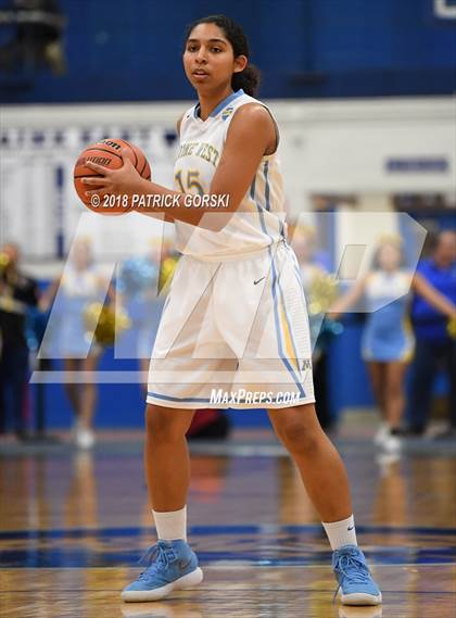 Thumbnail 1 in Maine West vs. Loyola Academy (IHSA 4A Sectional Final) photogallery.