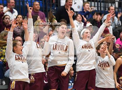 Thumbnail 3 in Maine West vs. Loyola Academy (IHSA 4A Sectional Final) photogallery.