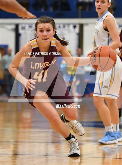 Thumbnail 2 in Maine West vs. Loyola Academy (IHSA 4A Sectional Final) photogallery.