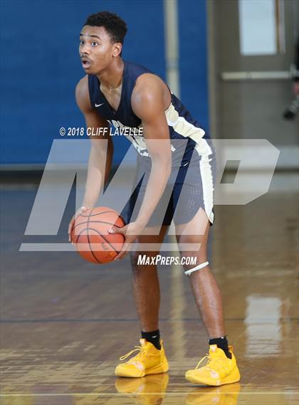 Thumbnail 2 in Cape Fear Academy vs Porter-Gaud (Rotary Roundball Classic) photogallery.